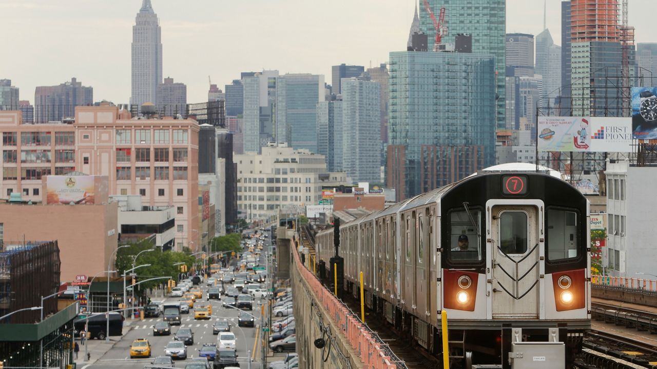 Detectan fallos en el control automatizado del tren 7