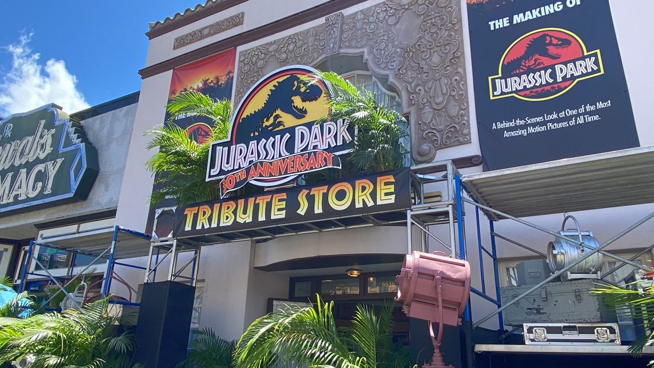 Universal’s new tribute store celebrates 'Jurassic Park’