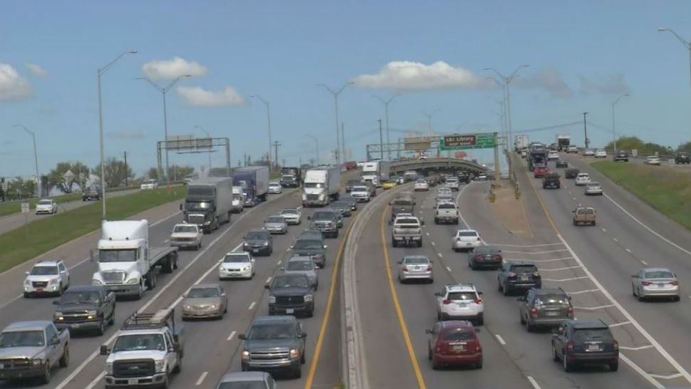 Traffic on I-35 (Spectrum News/File)
