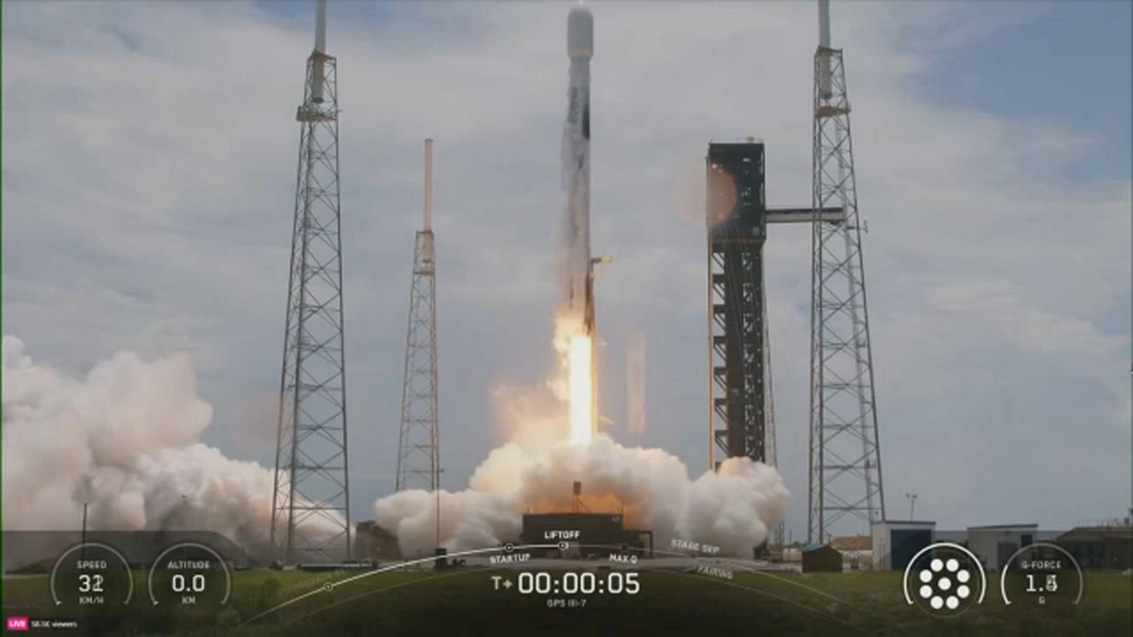 SpaceX Falcon 9 GPS satellite launch (Spectrum News)