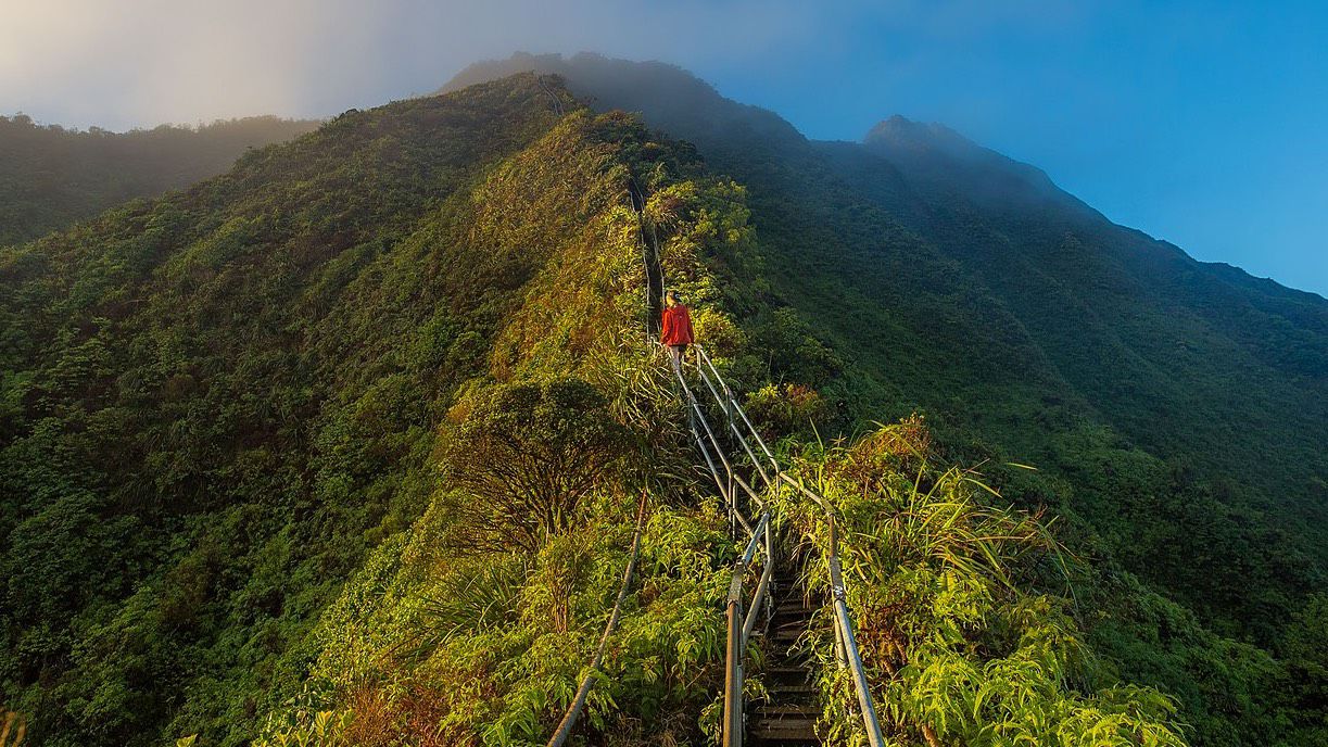 Haiku Stairs. (Wikimedia Commons)