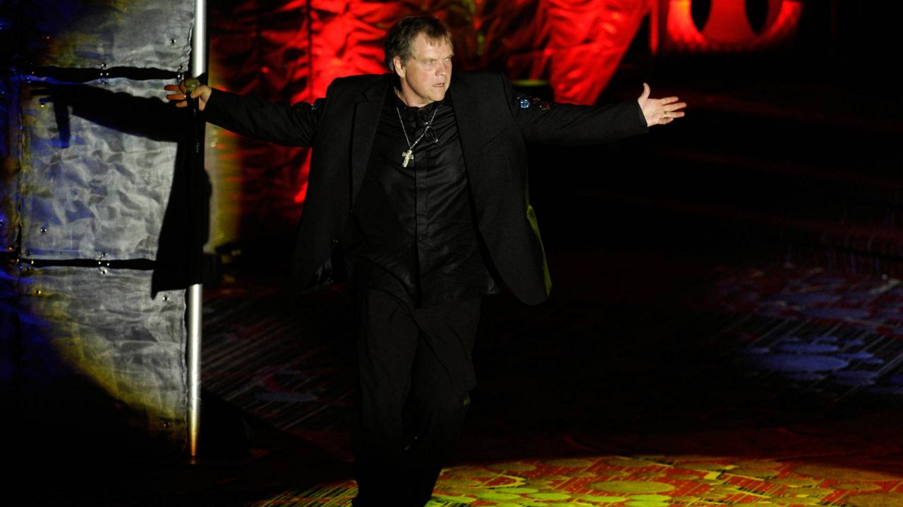 Stars, fans remember Grammywinning singer Meat Loaf