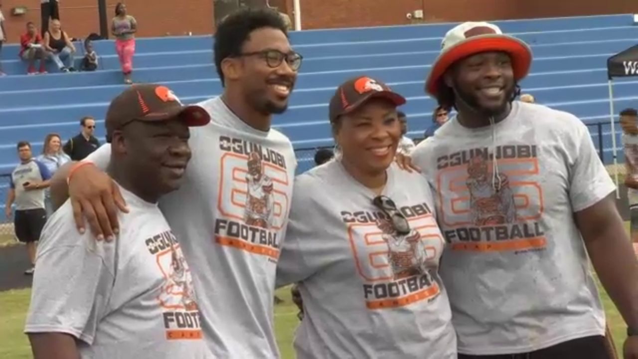 Larry Ogunjobi - Football - Charlotte Athletics