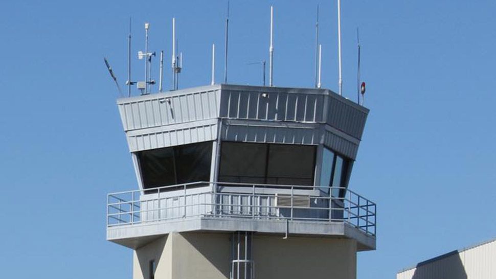 Kissimmee Gateway Airport tower (Courtesy of Kissmmee Gateway Airport)