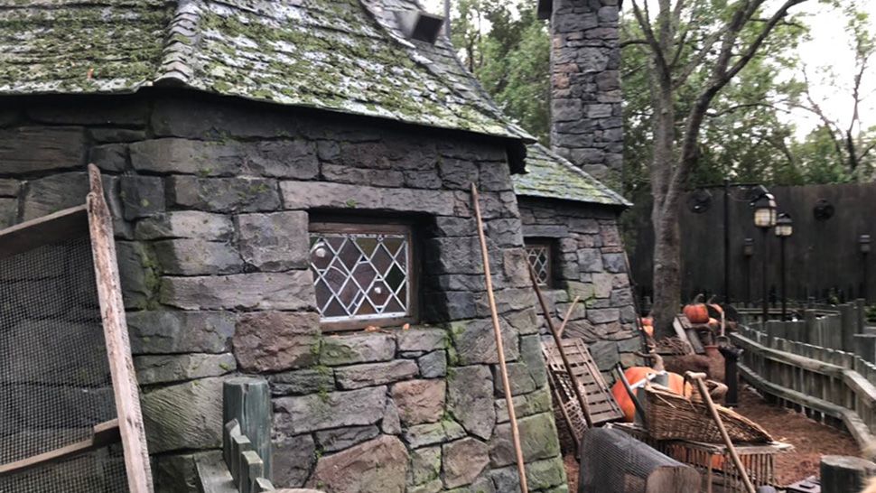 Hagrid's Hut as seen along the queue for Hagrid's Magical Creatures Motorbike Adventure at Universal's Islands of Adventure. (Ashley Carter/Spectrum News)