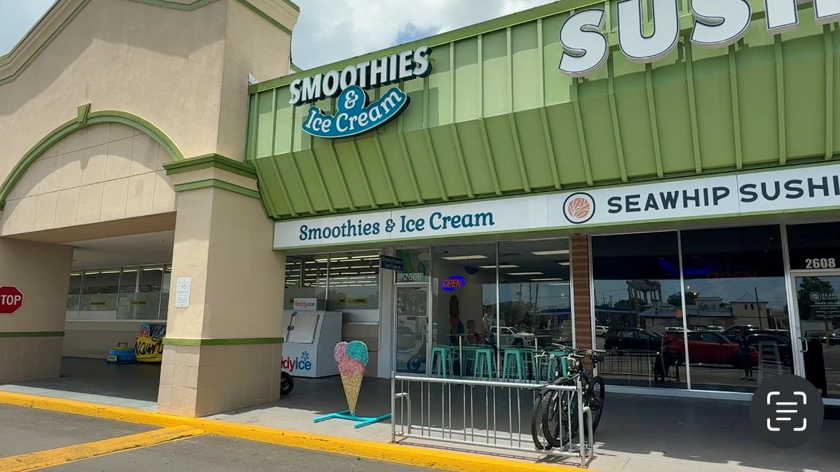 After being closed for eight months, Sunset Smoothies and Ice Cream in Dunedin is open to the public just in time for the summer. (Spectrum Bay News 9/Amber Gerard)
