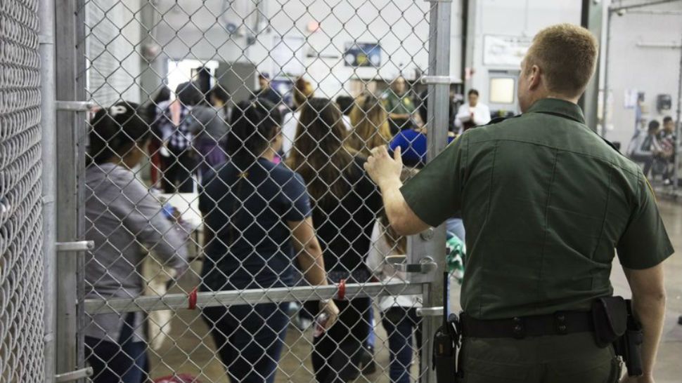 A Border Patrol agent oversees a detention facility in this file image. (Spectrum News/File)