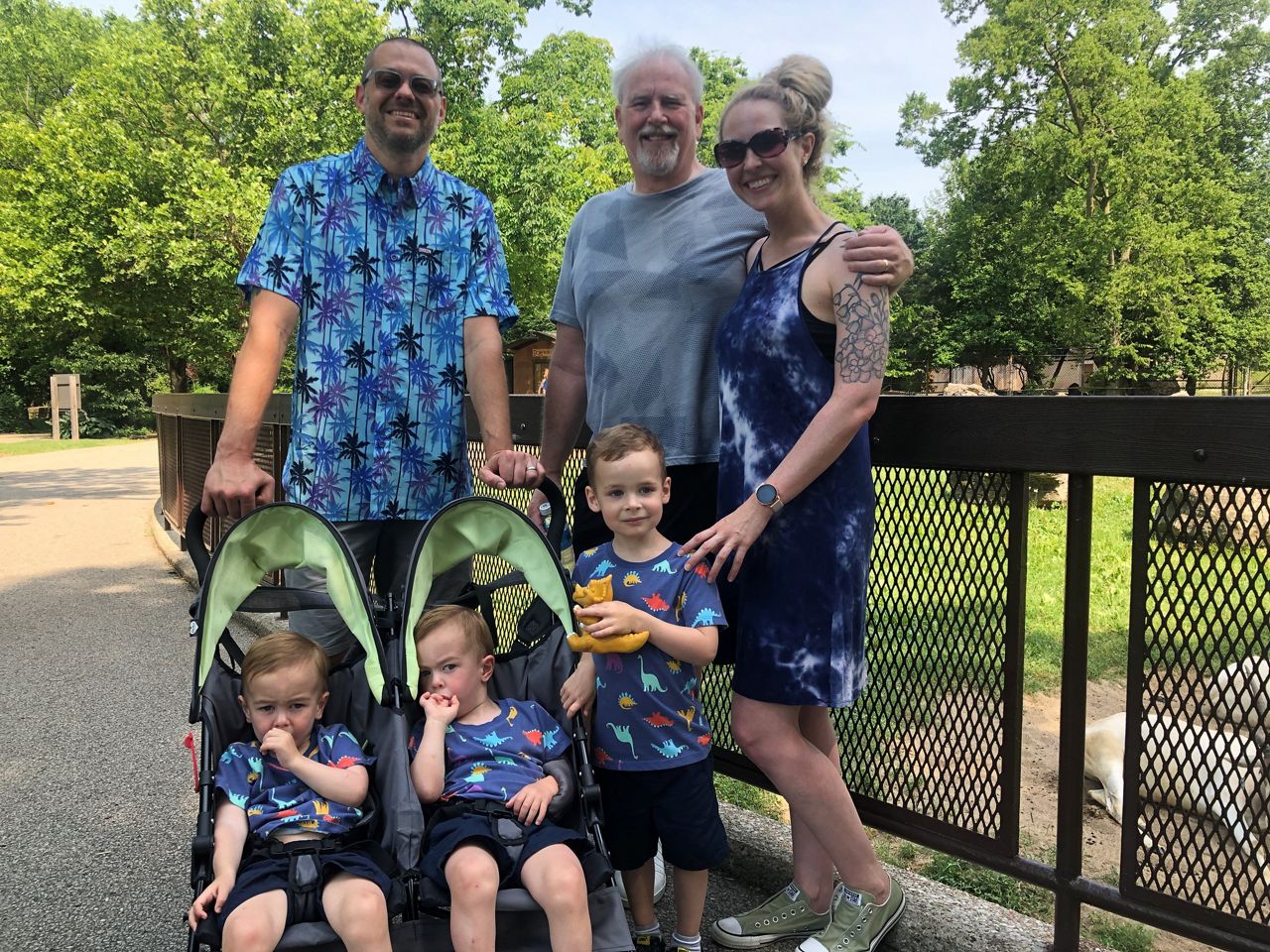 Download Dads celebrate Father's Day at Louisville Zoo for free