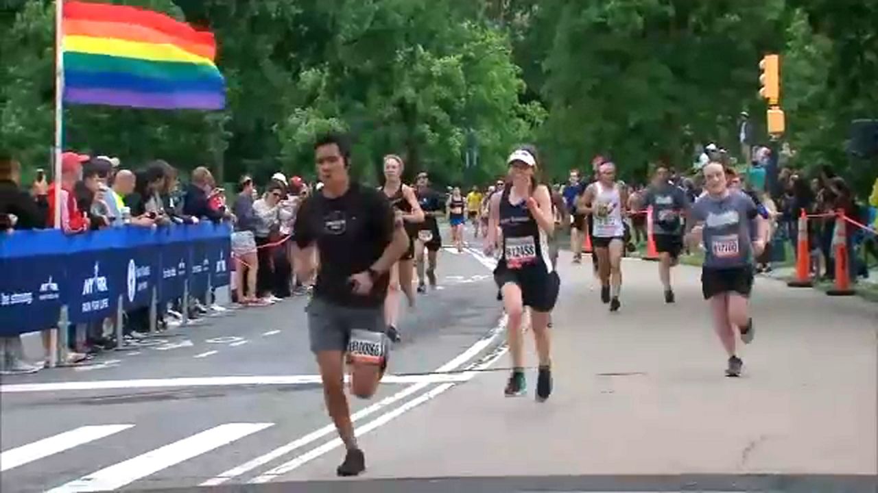 Thousands race through Central Park for LGBT Pride Run