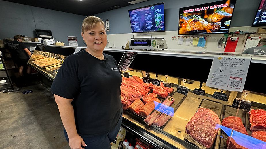 Susan Higbee in her shop in Bradenton. (Spectrum Bay News 9/Julia Hazel)