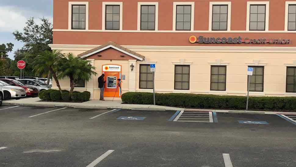 Suncoast Credit Union Locations >> Masked Man Shot During Robbery Attempt At North Port Atm Suncoast Credit Union Locations >> Masked Man Shot During Robbery Attempt At North Port Atm