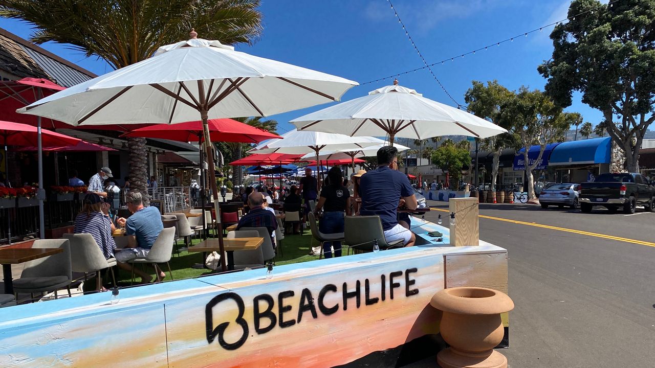 Outdoor dining opens in Redondo Beach. (Spectrum News/David Mendez)