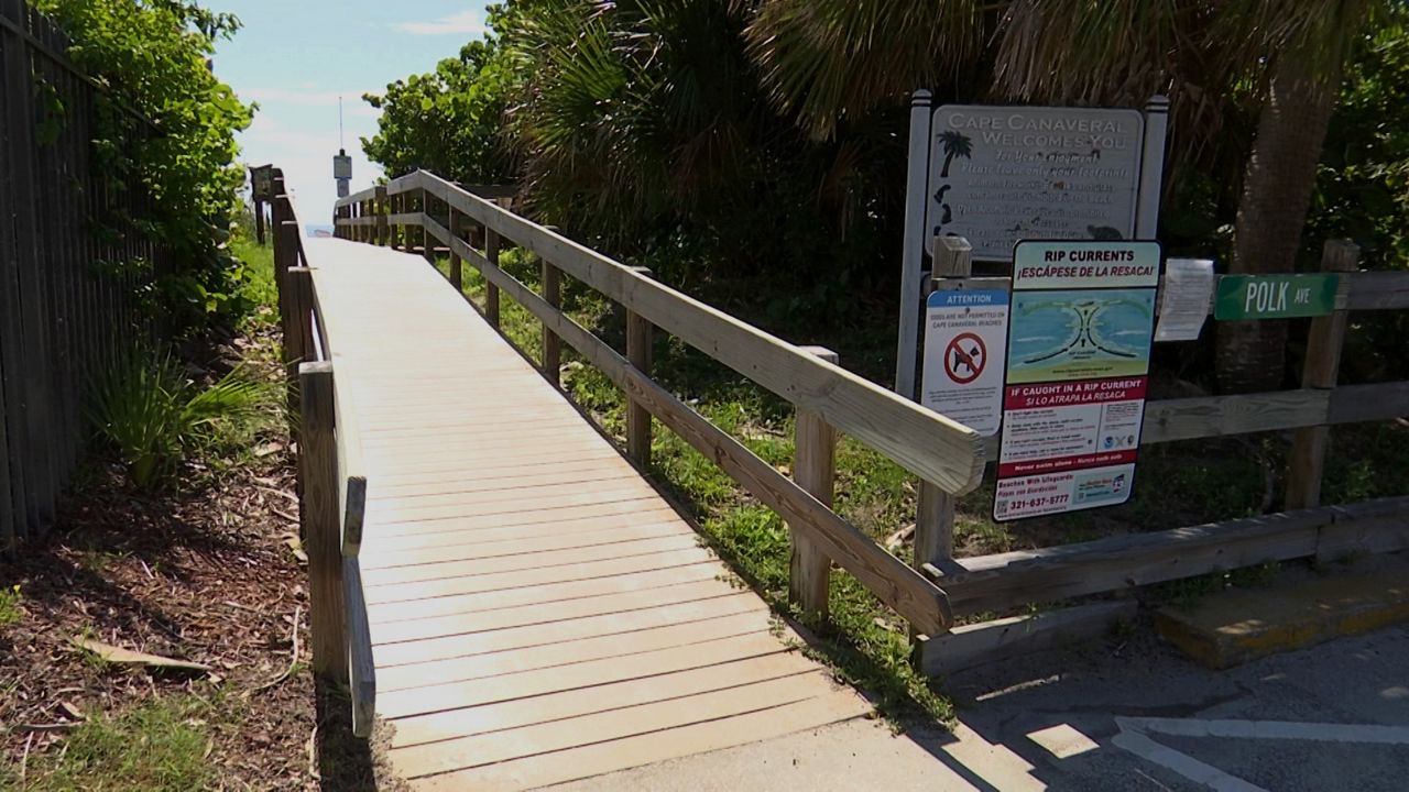 Although city officials ultimately decided to keep Cape Canaveral beach parking open for the weekend, they still want beachgoers to continue to practice social distancing and other safety precautions. (Krystel Knowles/Spectrum News 13)