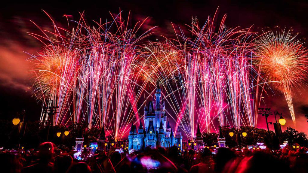 Fourth of July fireworks over Cinderella Castle at Magic Kingdom. (Courtesy: Disney Parks)