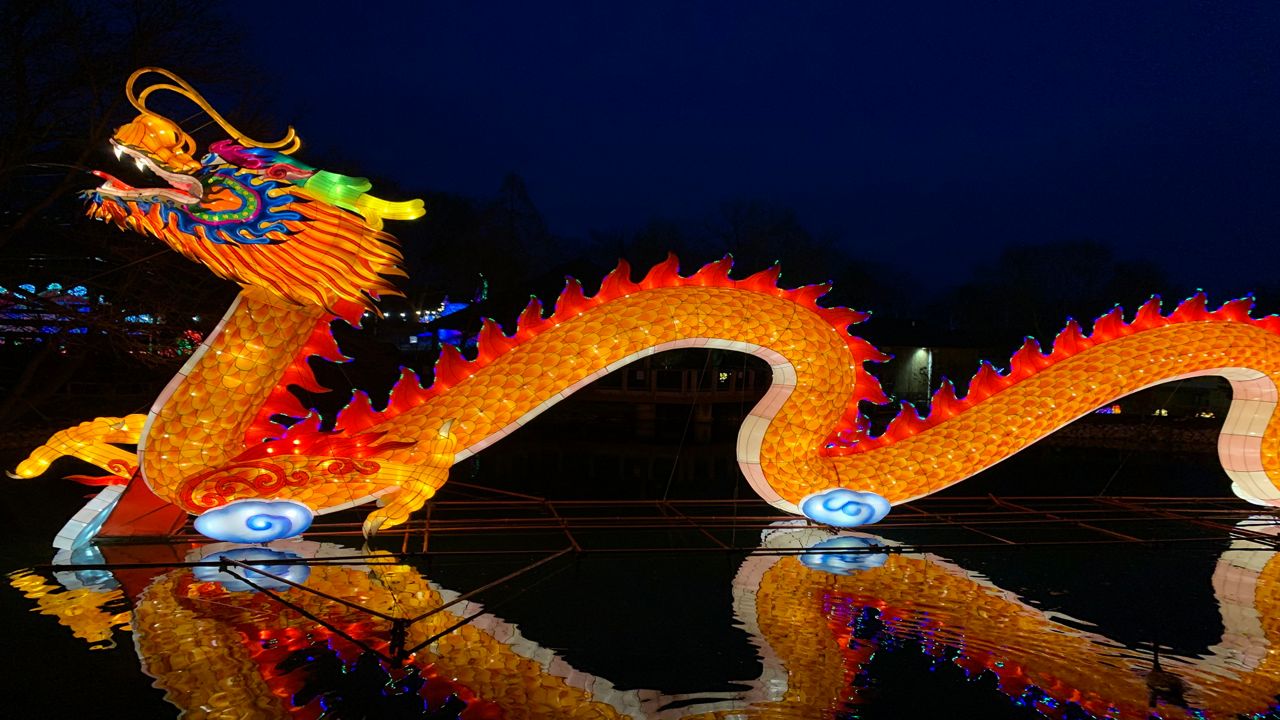 There's Still Time to See Lanterns Light Up Louisville Zoo