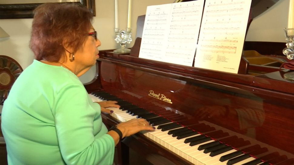 Long time piano teacher 70-year-old Paula Ribnicky says her life changed about five years ago when her diabetes damaged her kidneys.