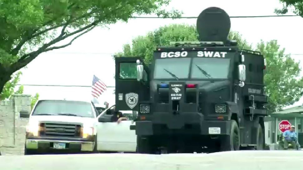 Hourslong San Antonio standoff ends