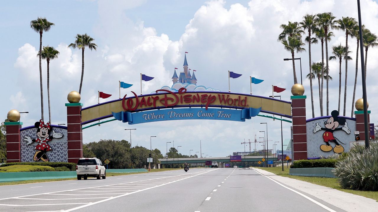 Walt Disney World entrance. (Spectrum News image)