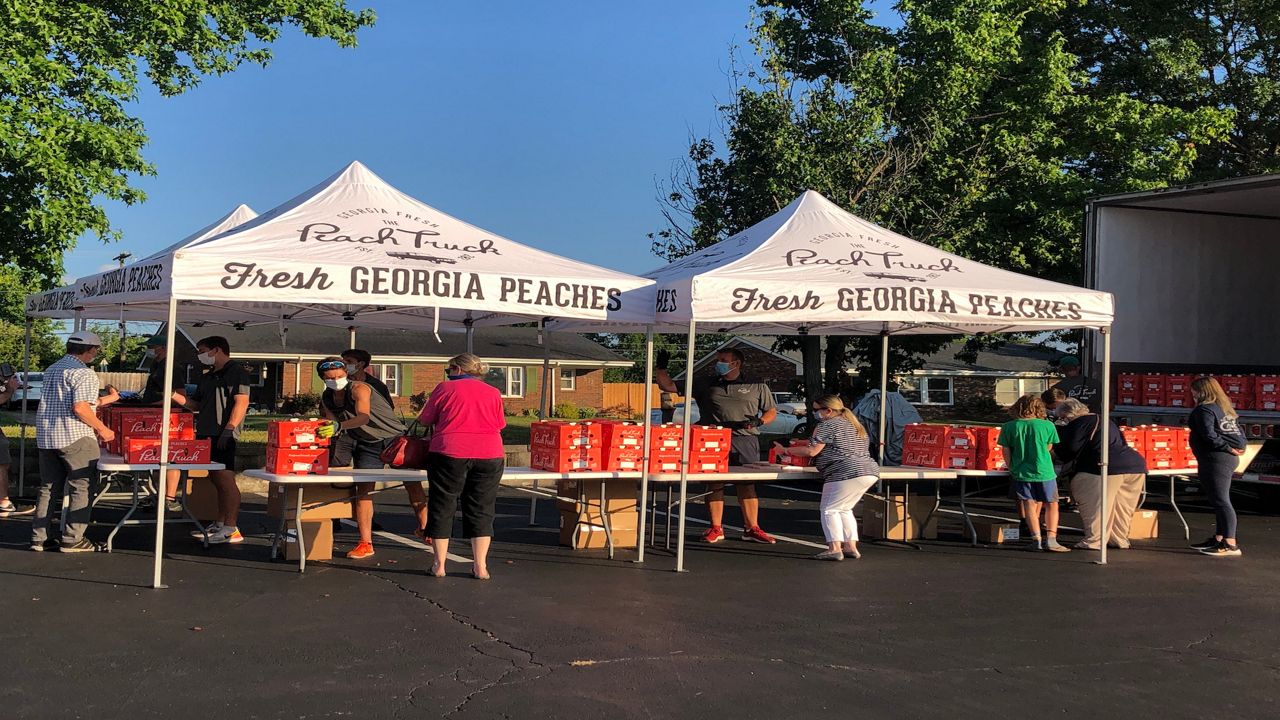 Peach Truck Delivers to Kentucky