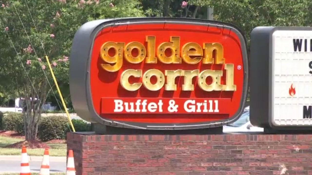 Golden Corral sign