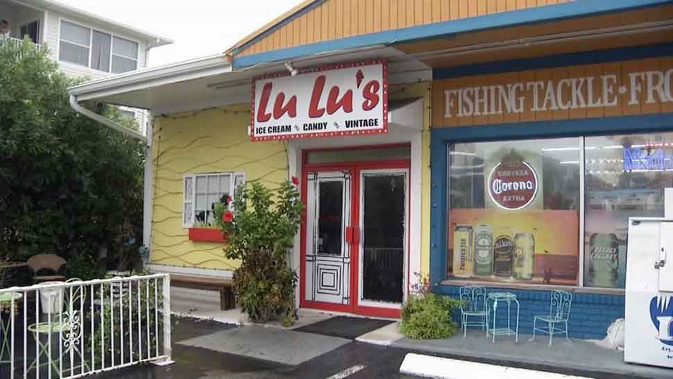 The owners of Lu Lu's Ice Cream in Indian Shores say their business has been damaged, but they are grateful the community is sticking with them. (Spectrum Bay News 9)