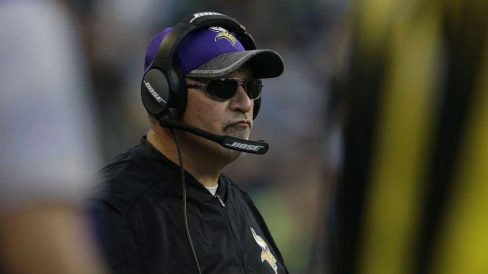 Minnesota Vikings offensive line coach Tony Sparano stands on the sideline during a preseason NFL football game against the Seattle Seahawks, Thursday, Aug. 18, 2016, in Seattle. (AP Photo, John Froschauer)