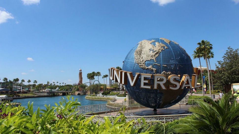 universal orlando globe