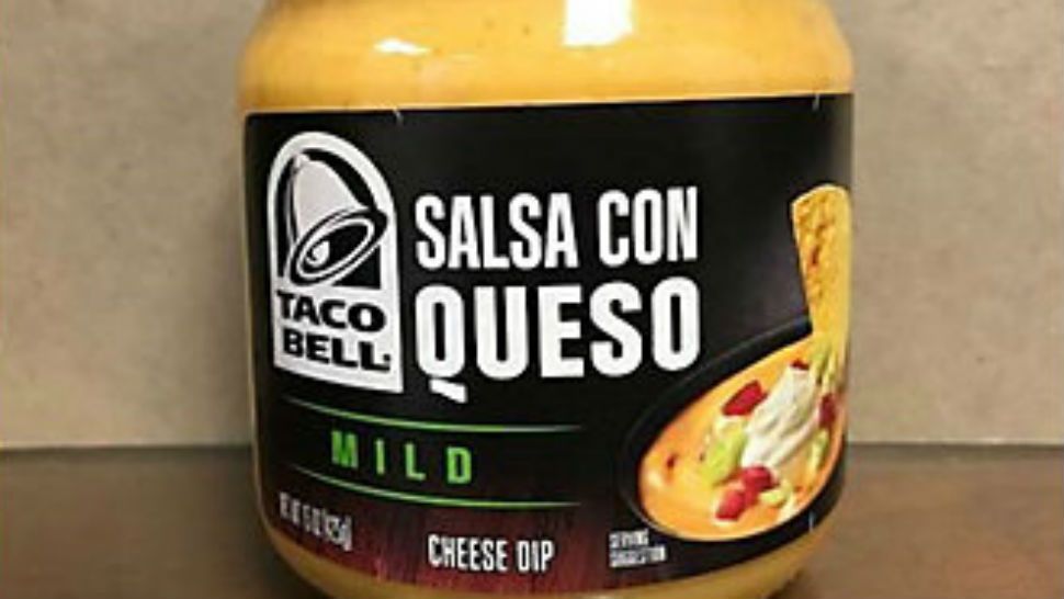 Taco Bell Salsa Con Queso Mild Cheese Dip (15 oz.) is being recalled because there's a risk of botulism contamination. (Kraft Heinz)