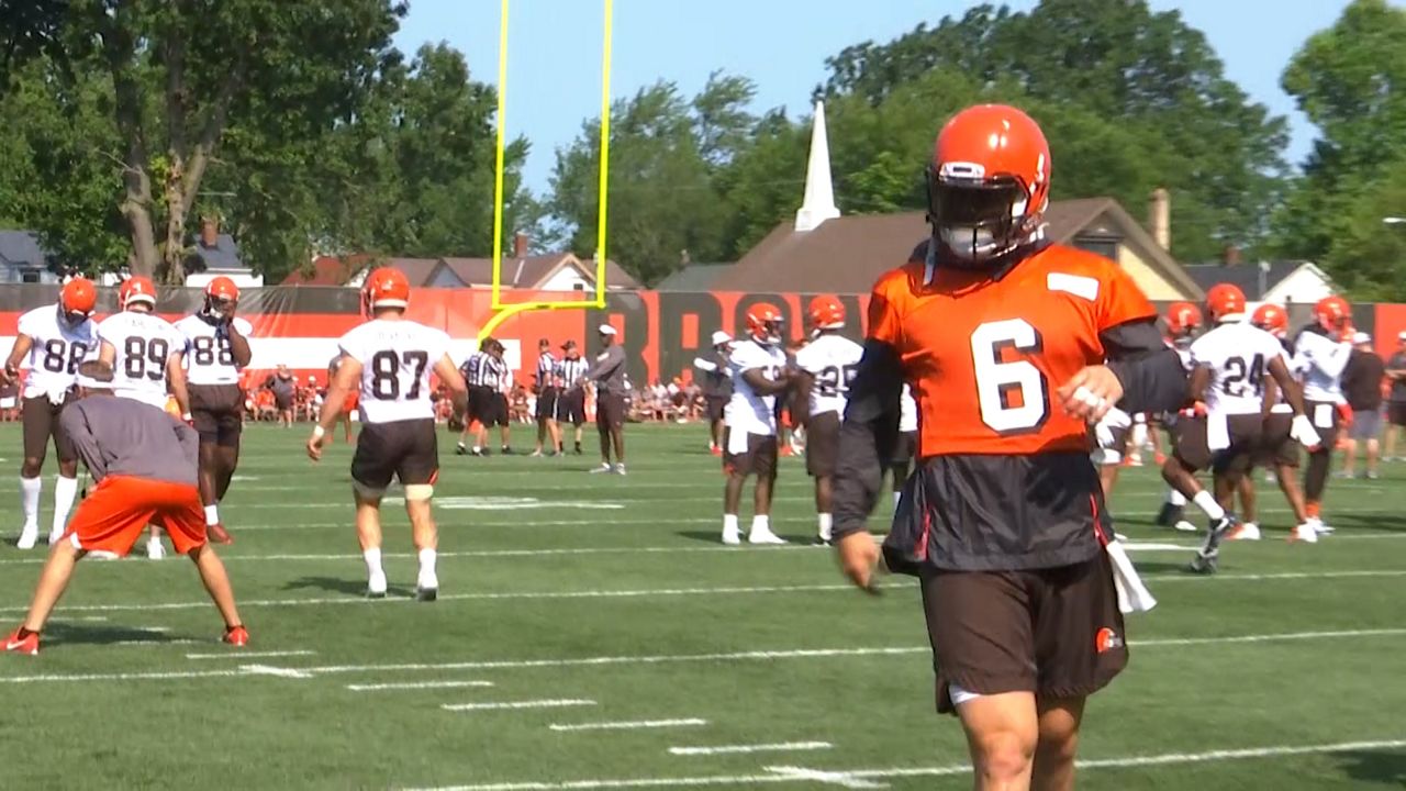 Gallery: Cleveland Browns host first practice of training camp at