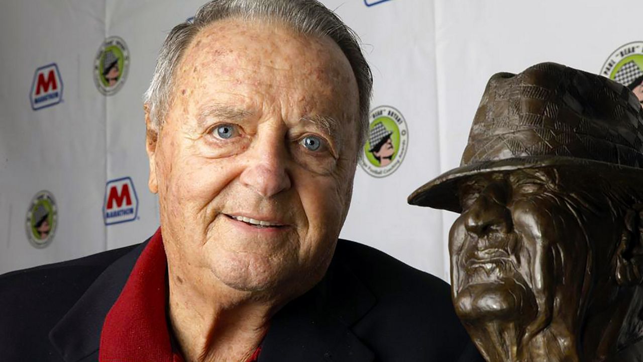 Famed Florida State coach Bobby Bowden dies at 91