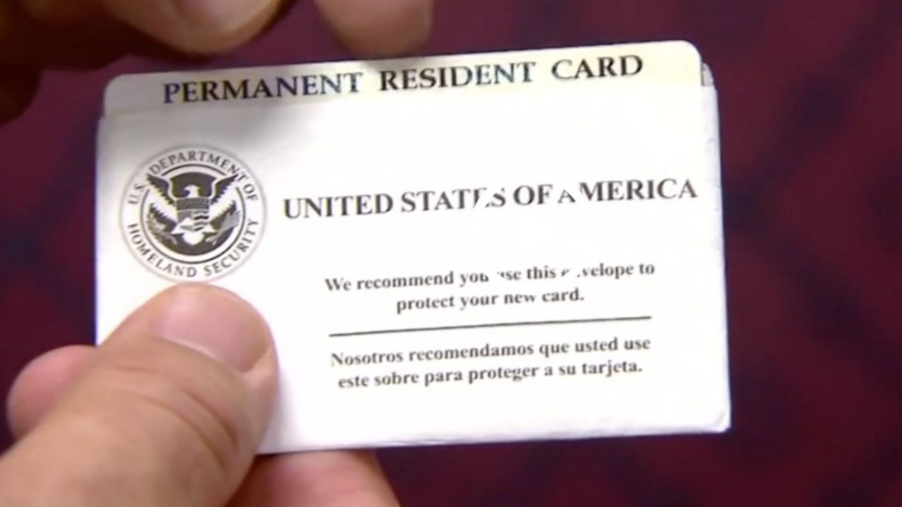 Permanent resident card usa что это