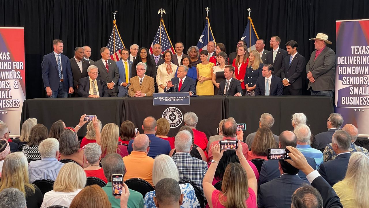 gov-abbott-ceremonially-signs-property-tax-relief-package