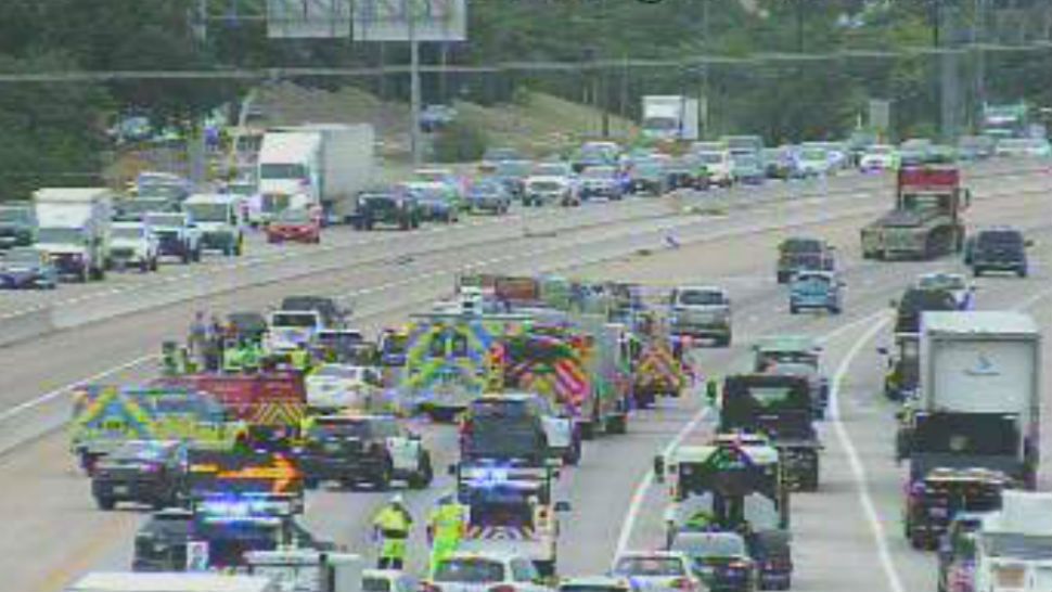 Numerous people are injured as traffic is backing up due to a crash in South Austin. (Courtesy: TxDOT)