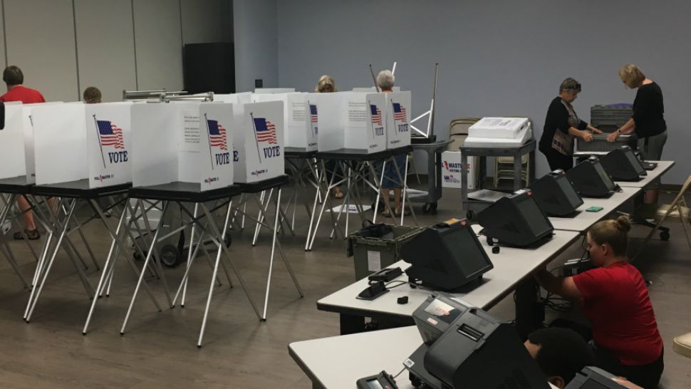 Seventy-one percent of Hillsborough County residents voted early in 2016. (Dave Jordan, Spectrum Bay News 9)