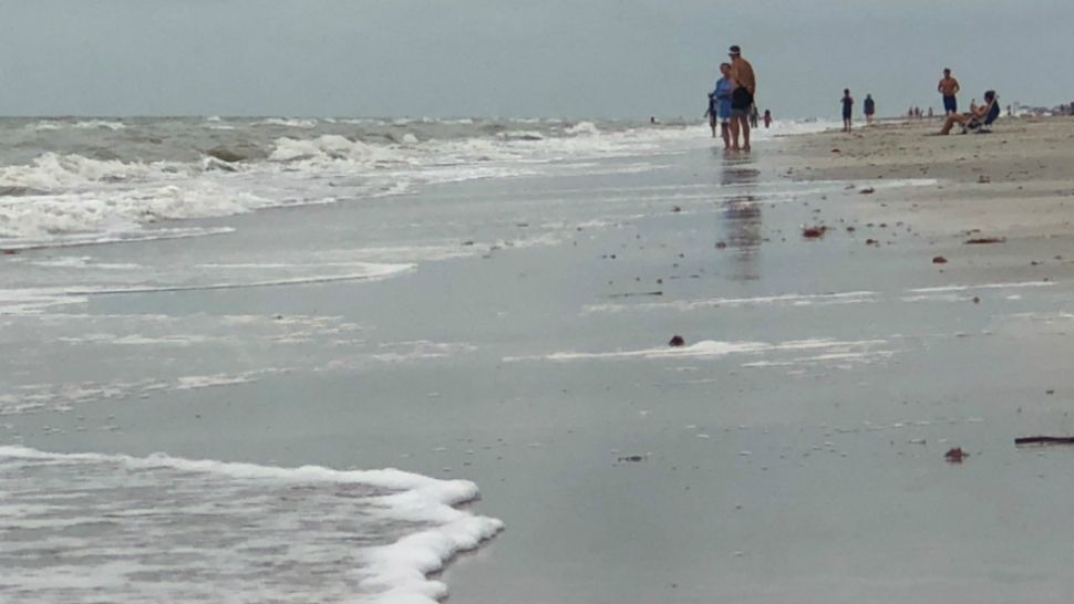 Areas such as Indian Rocks Beach weren't very crowded on Friday because of red tide concerns. (Trevor Pettiford, Spectrum Bay News 9)