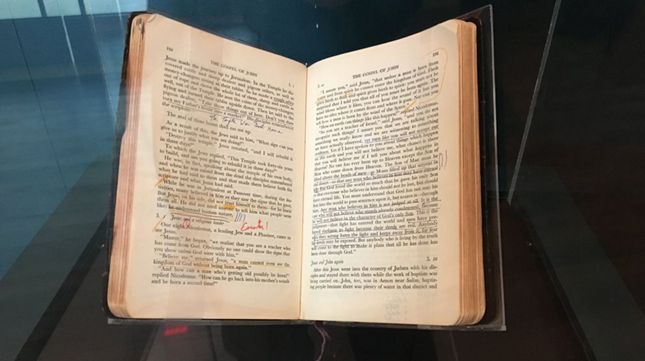 Photo of Billy Graham's Bible.