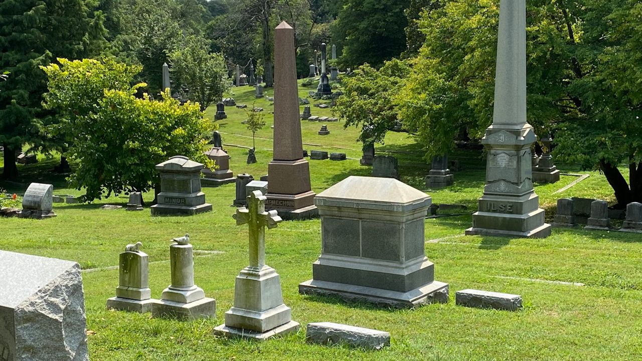 Cave Hill Cemetery tells the history of Kentucky