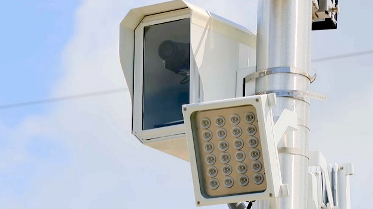 Speed detection cameras now at some Tampa Bay-area schools