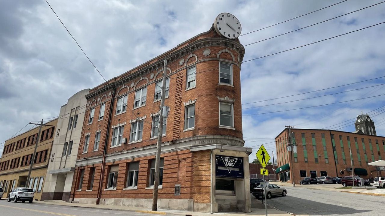 The state of Illinois on Monday awarded $3 million to AltonWorks for its $21 million project to renovate the former Wedge Bank building on Broadway. The goal is to turn the building into an innovation center to help new and early-stage businesses. (Courtesy/Spectrum News)