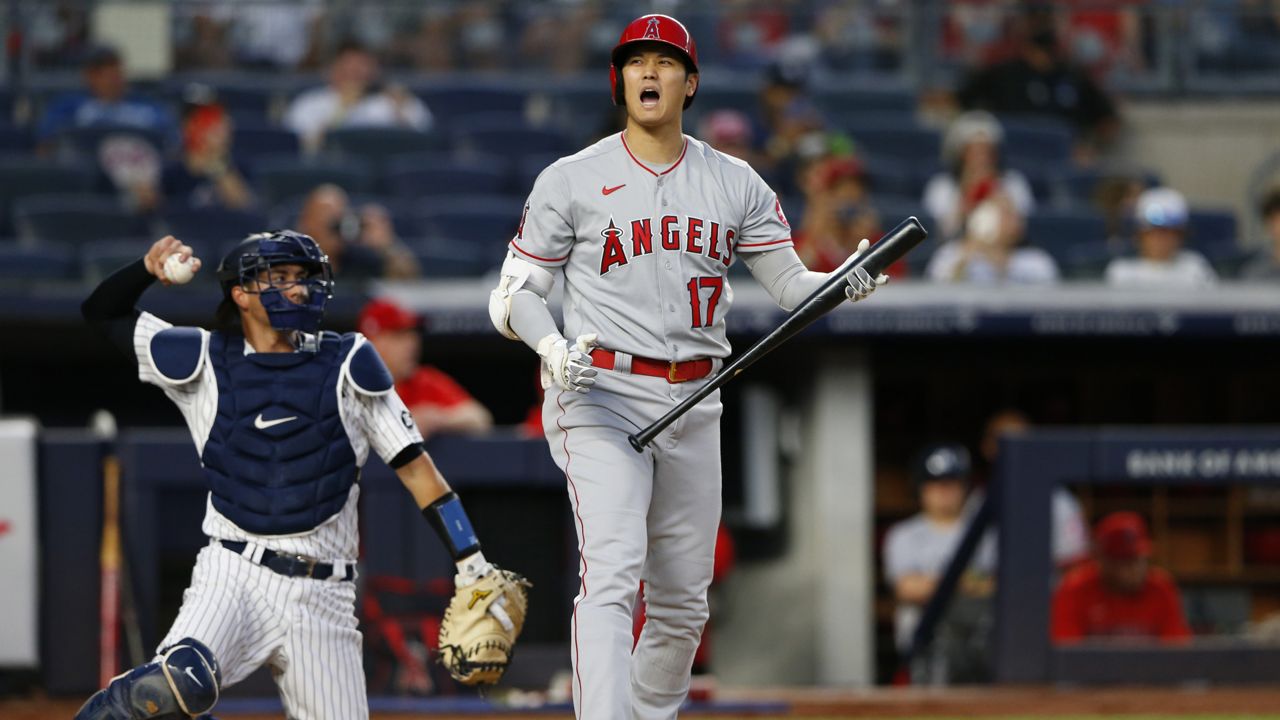 Los Angeles Angels designated hitter Shohei Ohtani (17) on deck