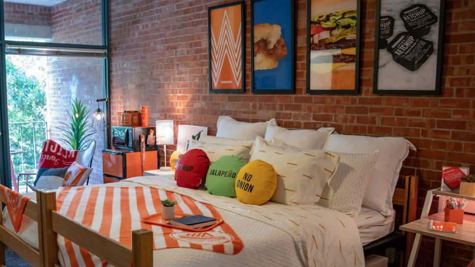 Whataburger gives Trinity University student's dorm room a makeover. (Courtesy: @Whataburger)