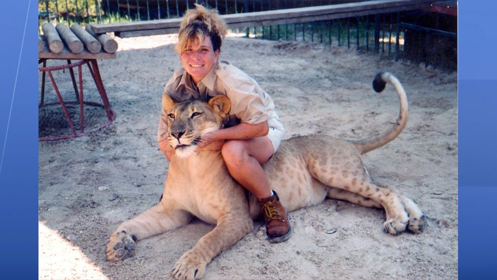 Former lion-tamer Tammy Wallenda, granddaughter of circus superstar Karl Wallenda, died Tuesday at the age of 53. (Photo Courtesy: Wallenda family)