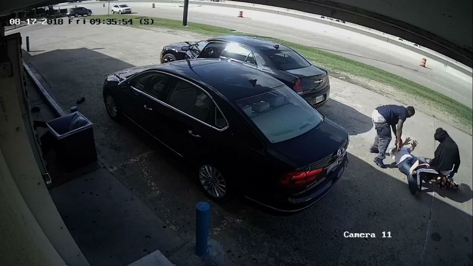 One man has been arrested and Houston authorities are looking for a second suspect after a woman was attacked after withdrawing $75,000 from a bank. (Aug. 20)