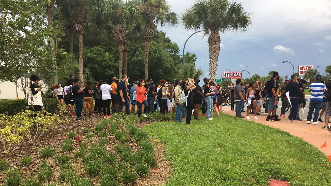 Protesters Call on Change After Man Fatally Shot by Deputies