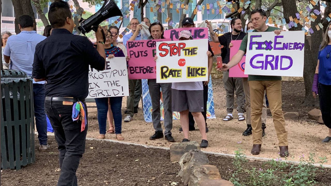 Environmental groups rally outside the PUC meeting on August 24. (Courtesy Emma Pabst/Lone Star Sierra Club)