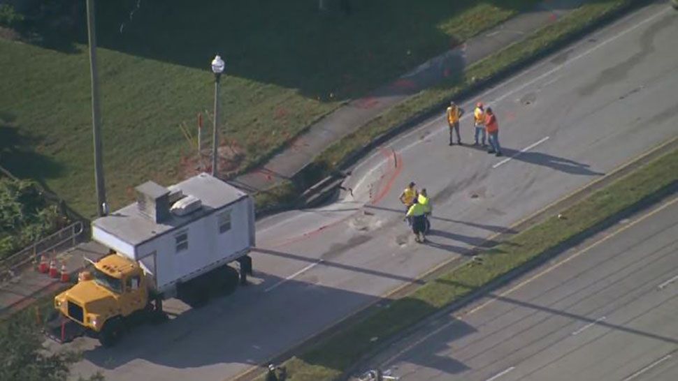 A sinkhole opened along the northbound lanes of U.S. 17-92 in DeBary on Friday, Aug. 24, 2018. (Sky 13)