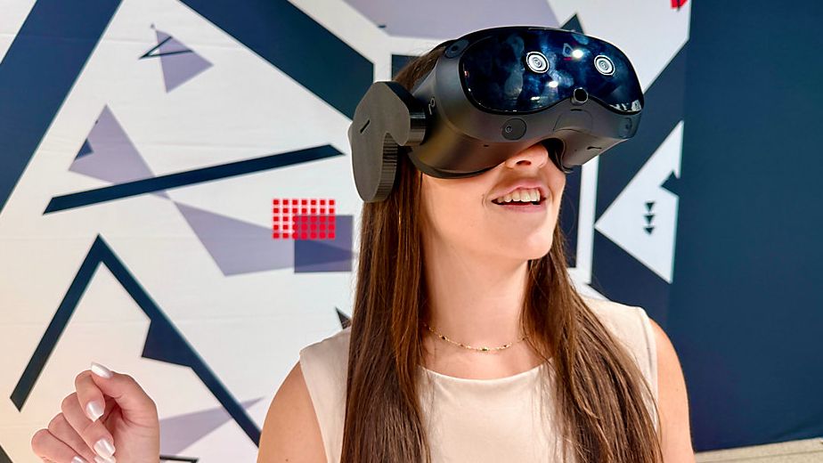 5 things to know about Smithsonian Starstruck attraction at Florida Mall