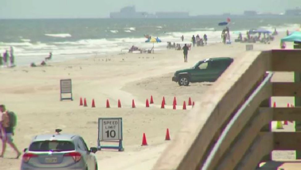 Volusia County beach officials are ready for an influx of visitors for the final big weekend of the summer season. (Spectrum News image)
