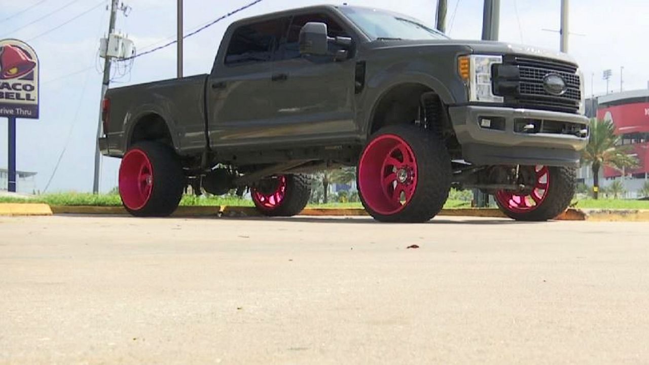 Thousands Attend Daytona Truck Meet