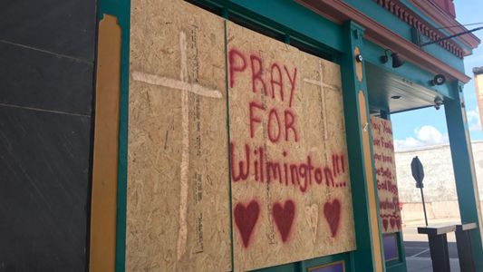 Wilmington, N.C., businesses boarded up in downtown before the arrival of Hurricane Florence. (Greg Pallone, staff)